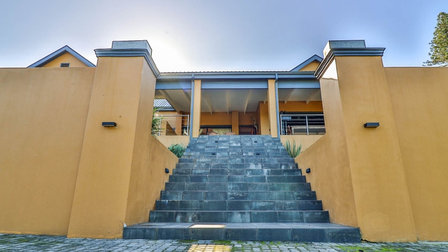 9 Bedroom Property for Sale in Onrus Western Cape